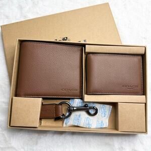 NIB / NWT COACH Men Unisex Brown Gift Set of 3 Wallets Keychain